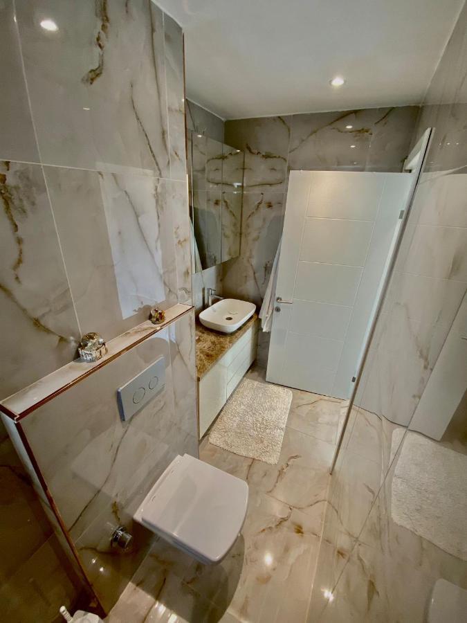 Wonderful Villa Airport 5 Minutes Arnavutkoy Bagian luar foto