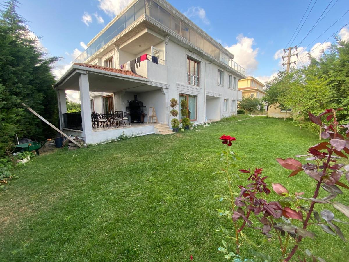 Wonderful Villa Airport 5 Minutes Arnavutkoy Bagian luar foto